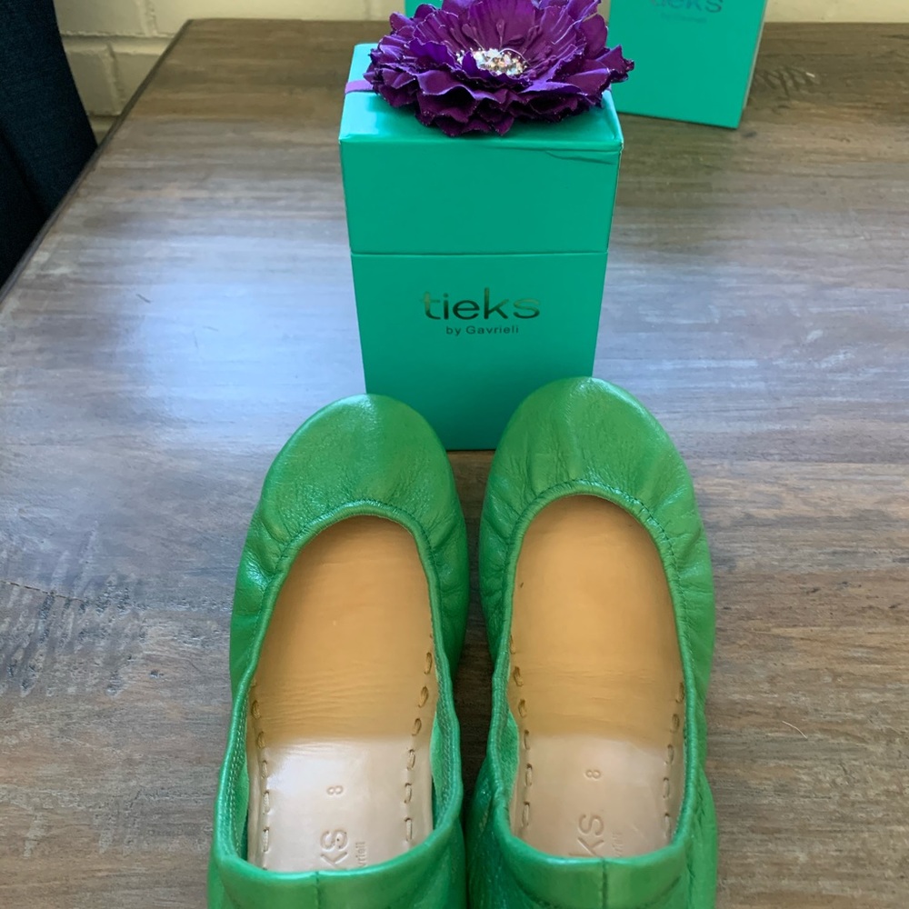 Clover Green Tieks Sz8
